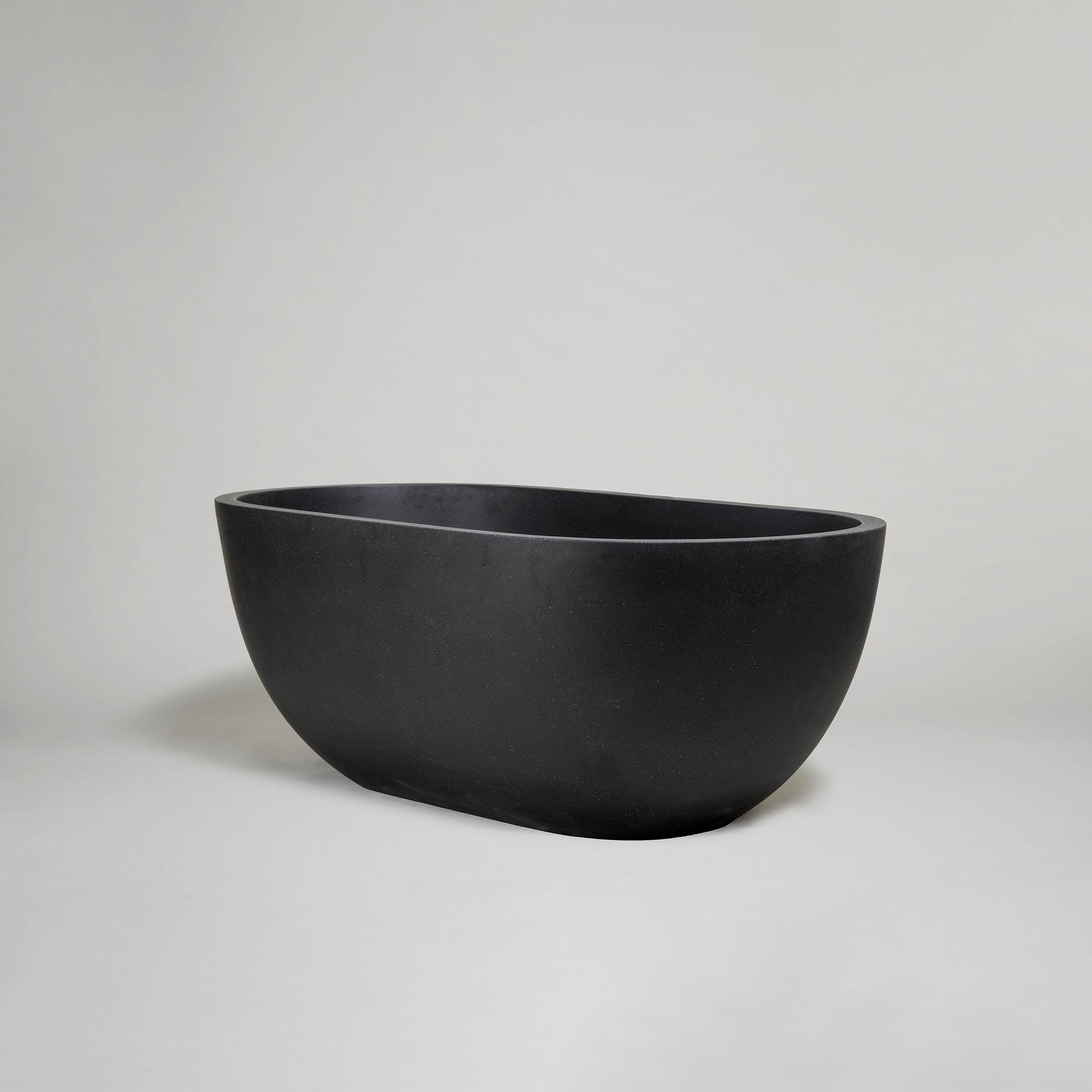 Little Omaha Stone Bath Black